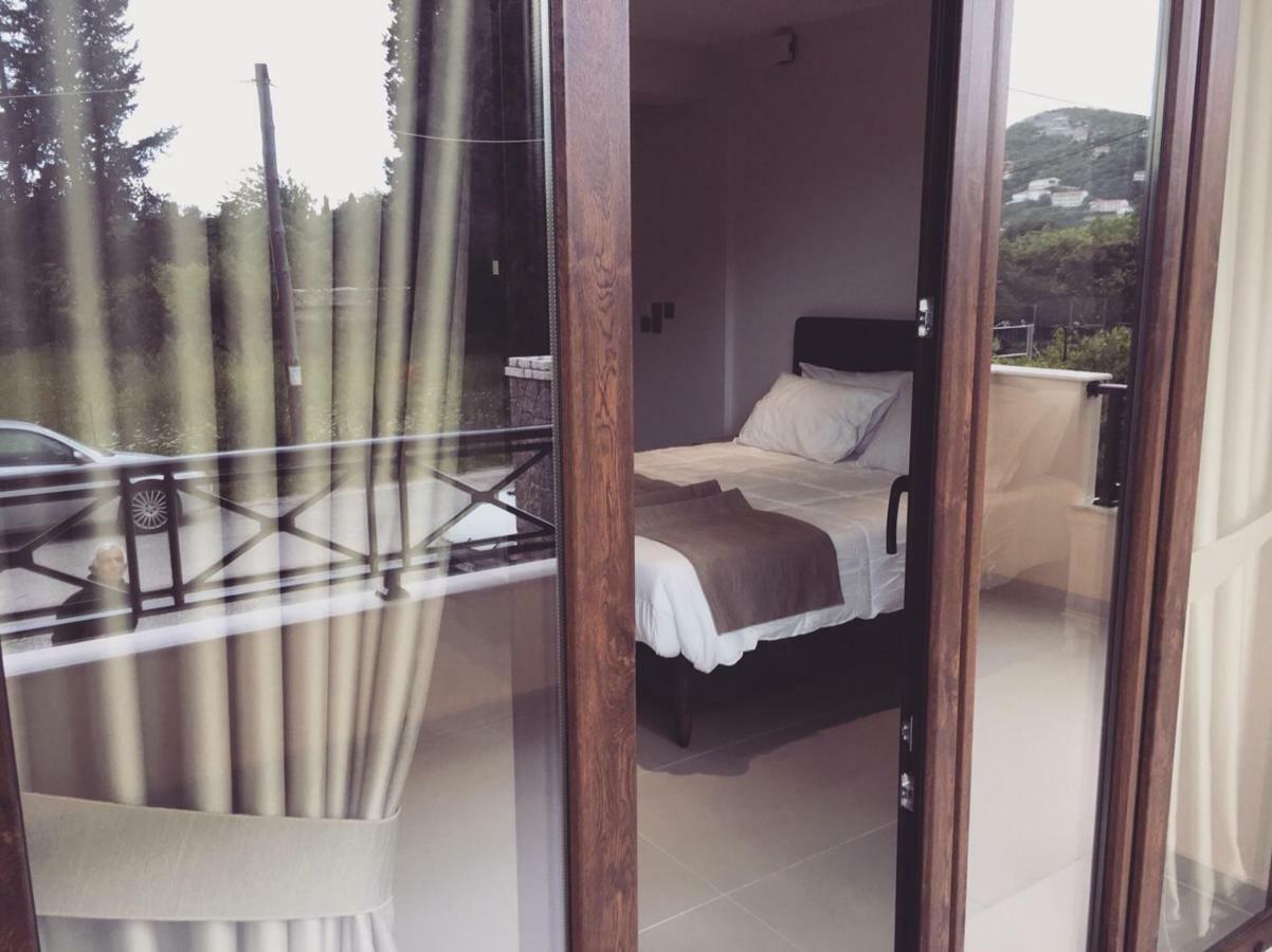 The Little Prince Luxury Suites Ypsos Dış mekan fotoğraf