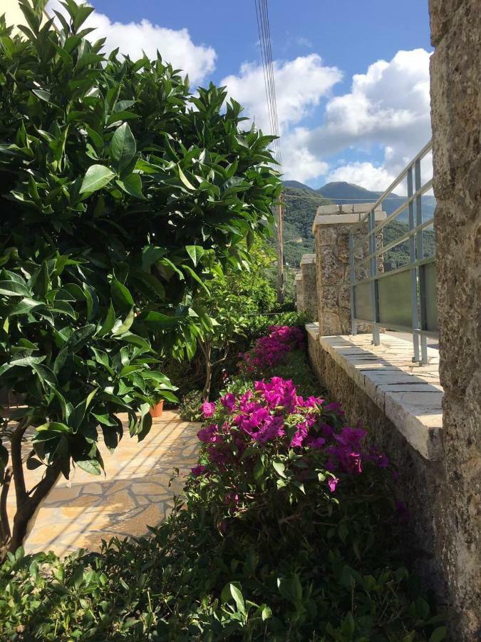 The Little Prince Luxury Suites Ypsos Dış mekan fotoğraf